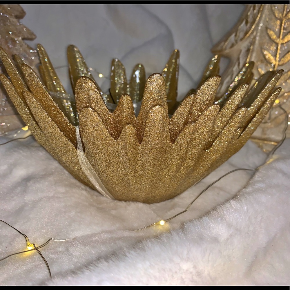 Akcam Set of 2 Sparkle Gold Poinsettia Bowl Set